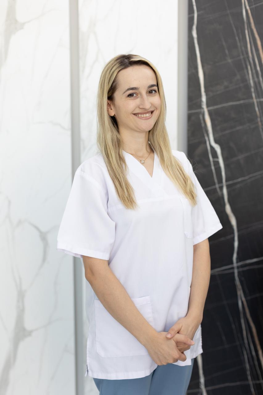 Dr. Nome Cognome — Ortodontista Specializzato
